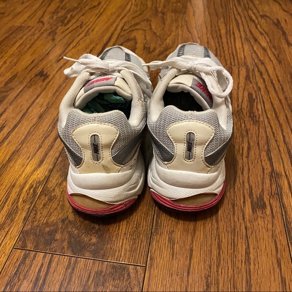 Red & gray Nike sneakers - Picture 3 of 5